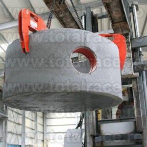 Clesti pentru ridicat si transportat tuburi din beton